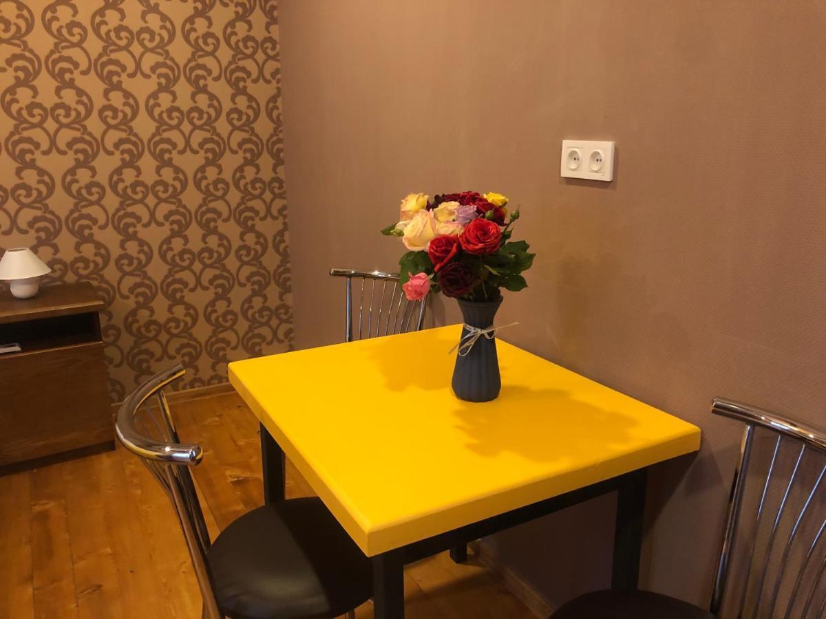 Borjomi Yellow Hotel Eksteriør bilde